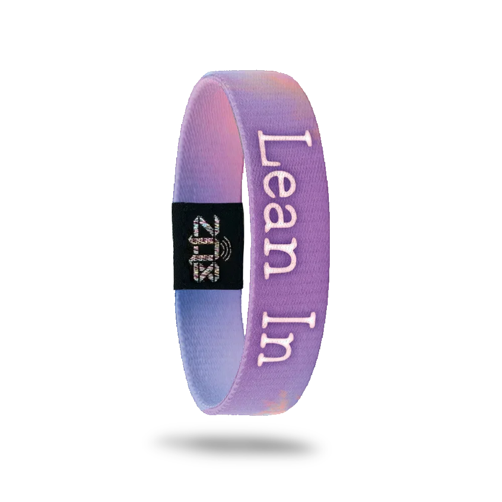 Lean In Moonstone